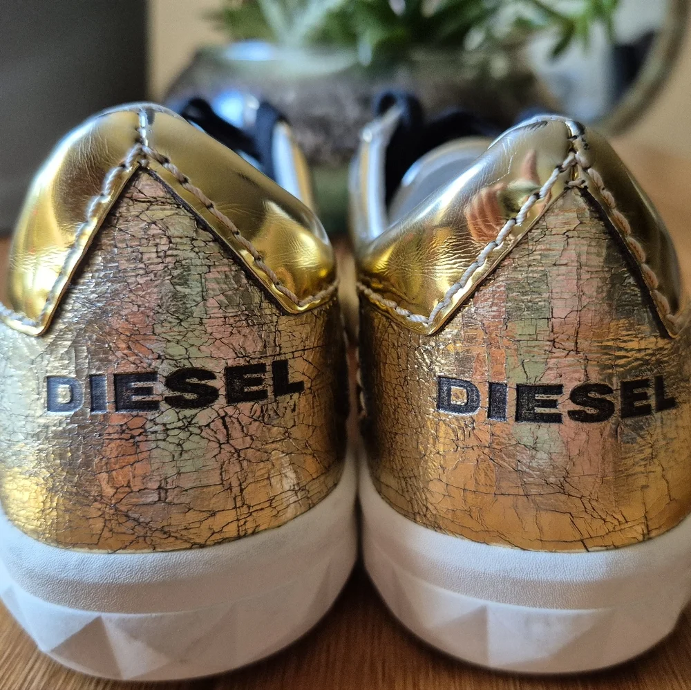 Diesel Metallic Gold‎ Sneakers - Womens Size 6.5